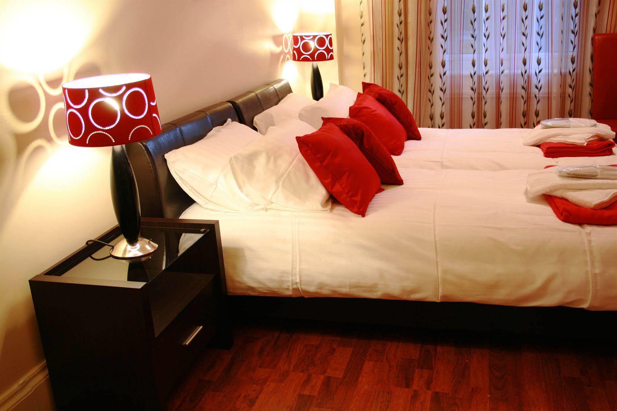 Hotel Makedonia Лондон Екстериор снимка
